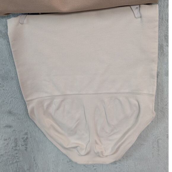 NAUTICA 3 Pack Womens M Logo Seamless Shaping Briefs Panties Black Beige Cream - Picture 9 of 9